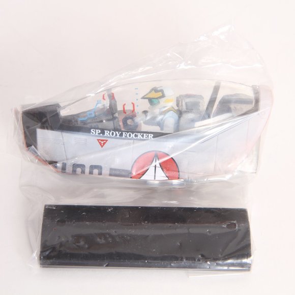 EXTREMELY RARE - HARD-TO-FIND - Macross - Roy Focker in Cockpit CM's Figure - Picture 1 of 3